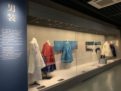 錦繡江南映韓風(fēng) 韓國(guó)傳統(tǒng)服飾展杭州啟幕，匠心織就文化交融